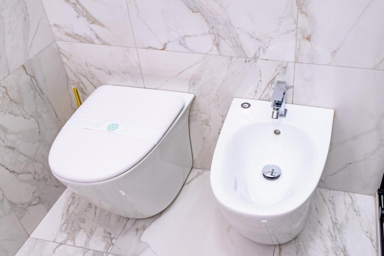 Cavour Central Apartment Турин Экстерьер фото